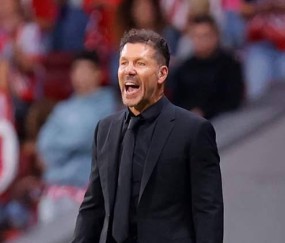 西蒙尼执教马竞喜迎胜利，西甲近4轮10分杀进前4